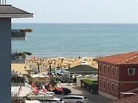 Al Mare 3*