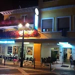Al Mare 3*